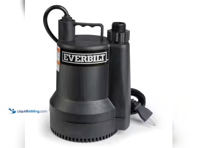 Lot 49-2000415 - Everbilt 1/6 HP Plastic Submersible Utility Pump, Model # SUP54-HD, Slightly used, Powers on.   Ref#...