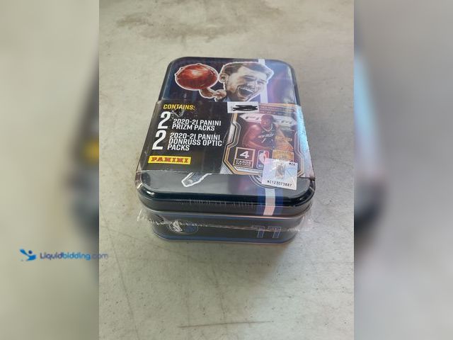 Lot 49-1505518 - COLLECTIBLE FACTORY SEALED 2020-21 PANINI BASKETBALL CARD TIN #COINS1211