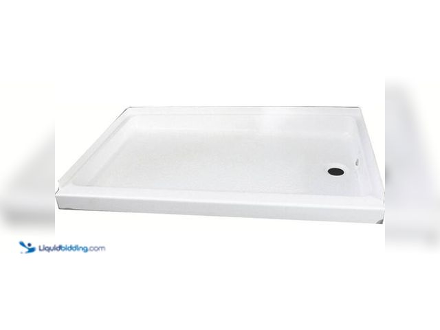Lot 49-5414036 - SR SPECIALTY RECREATION
Center Drain Shower Base, 24 in. x 24 in., White, sealed.