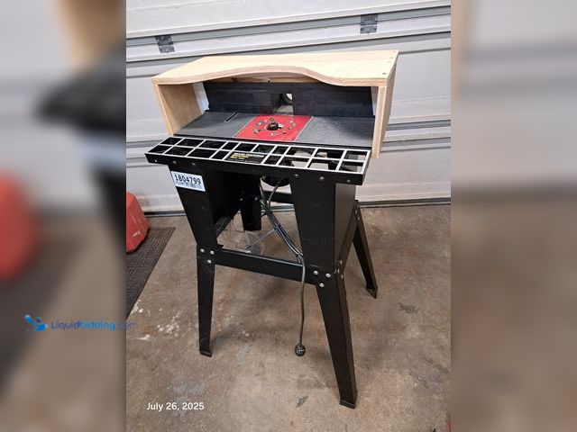 Lot 49-1804799 - Sears/craftsman Industrial router table W/ROUTER