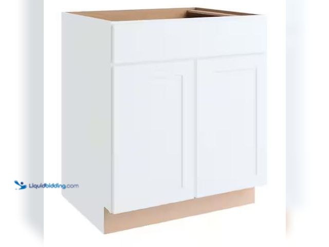Lot 49-5478714 - Hampton Bay
Courtland 30 in. W x 24 in. D x 34.5 in. H Assembled Shaker Base Kitchen Cabinet in Pol...