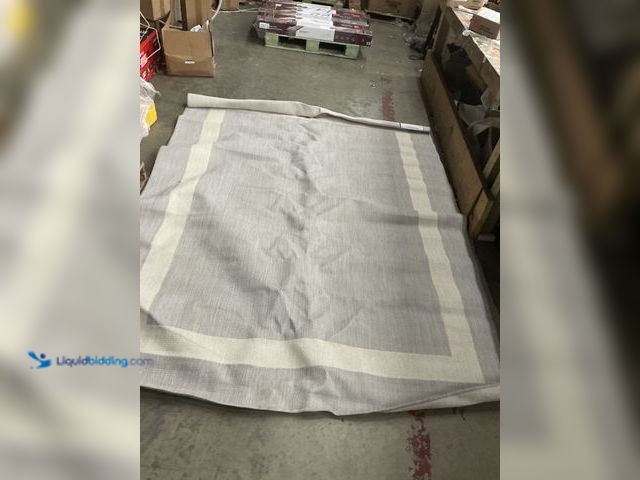 Lot 49-5574273 - Hawaii Collection Grey Rug with White Stripes. Unused. 6x9.