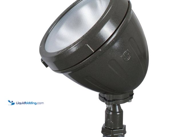 Lot 49-3564510 - QTY 2 - Commercial Electric
14-Watt 1100 Lumens CE Bronze Hardwired Integrated LED Metal Spot Lands...