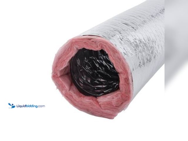 Lot 49-5539847 - Everbilt 7 in. x 25 ft. R6 Insulated Flexible Duct Silver Jacket. Model # 13602507E. Used