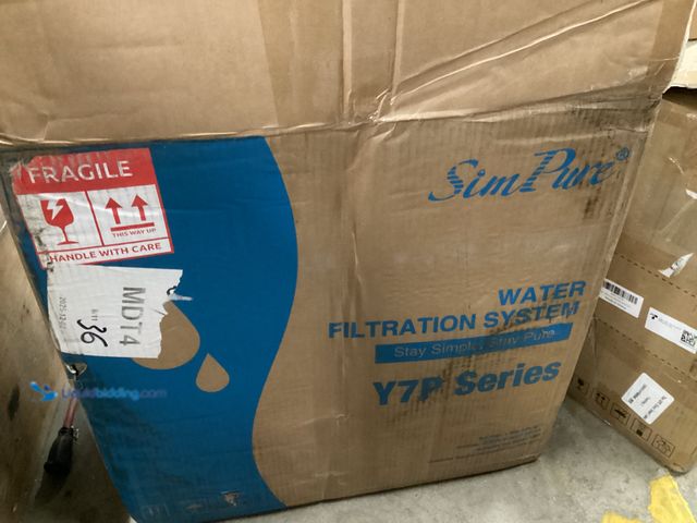 Lot 49-3566943 - SimPure Water Filtration System Y7P Series, Unused