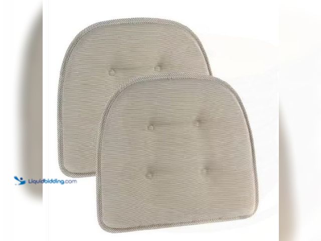 Lot 49-1549287 - Gripper Non-Slip 15 in. x 16 in. Saturn Natural Tufted Chair Cushions (Set of 4) Model # 41429-12AKE...