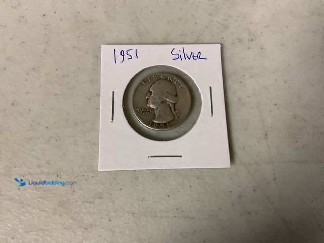 Lot 49-1505691 - 1951 SILVER QUARTER #COINS1211