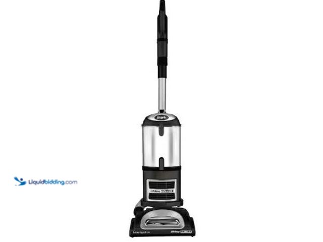 Lot 49-1517308 - RYOBI
40V 15 in. Expand-It Cordless Battery Attachment Capable String Trimmer with 4.0 Ah Battery a...