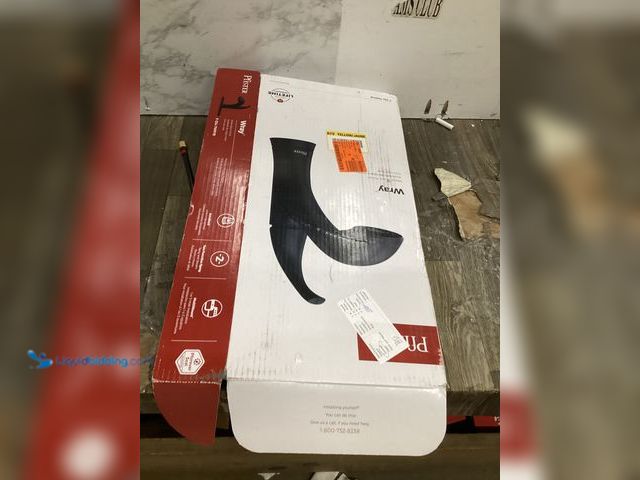 Lot 49-5407040 - Pfister Wray Single-Handle Pull Out Sprayer Kitchen Faucet Deckplate Included in Matte Black. Model ...