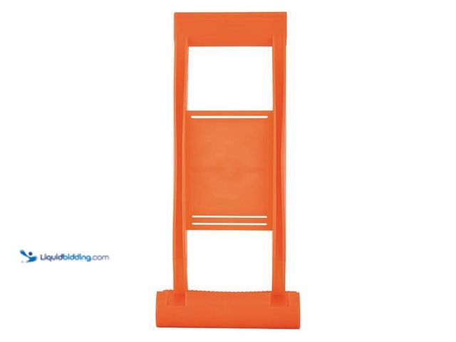 Lot 49-5452427 - Stanley
Panel Carry - Orange. Item is unused in pack of 6.