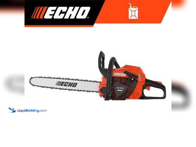 Lot 49-5549899 - ECHO 18 in. 41.6 cc 2-Stroke Gas Rear Handle Chainsaw Model # CS-4010-18 Used Has Compression Scurfs...