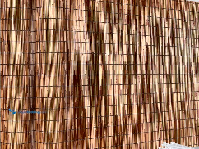 Lot 49-5546200 - KOIUEYW Bamboo Reed Fencing, Light Russet Decorative Bamboo Privacy Fence 5ft High, Reed Curtains fo...