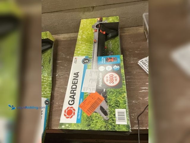 Lot 49-5484719 - Gardena 3800 sq ft Metal Oscillating Sprinkler W/ Aqua Zoom Model 18714-81 Unused