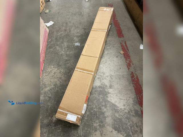 Lot 49-3532472 - truck tonneau cover 8ft Unused