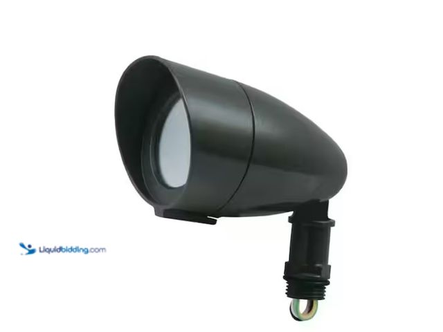 Lot 49-3613586 - Lot of (2) Commercial Electric 7Watt 550 Lumens CE Hardwired Bronze Integrated LED Landscape Flood L...