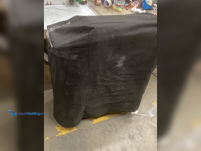 Lot 49-5483496 - Traeger Silverton 620 Pellet Grill. Model TFS62GVF. FOR PARTS/REPAIR