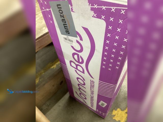 Lot 49-3531672 - Queen Size SomosBeds Mattress. Unused