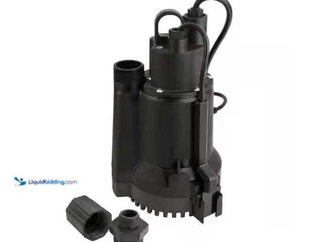 Lot 49-1624678 - Everbilt 1/3 HP Automatic Utility Pump Model # EBAU33, Used, Powers On  Ref#PA0709