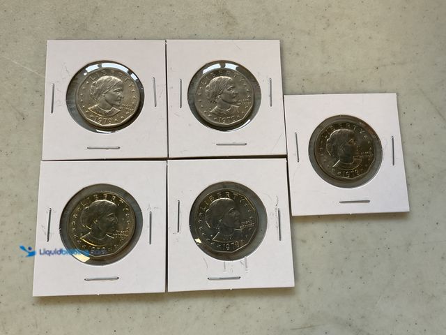 Lot 49-1505583 - LOT OF 5 SUSAN B ANTHONY ONE DOLLAR COINS ALL 1979 #COINS1211