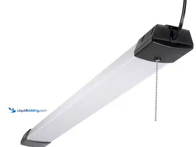 Lot 49-5486895 - Metalux
SHP 46 in. 128-Watt Equivalent, 10000-Lumens Integrated LED, White Shop Light, 4000K CCT In...