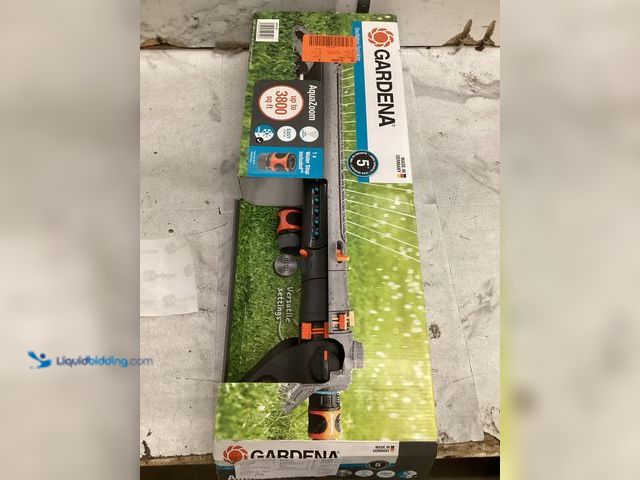 Lot 49-5542984 - Aquazoom Oscillating Sprinkler 3900 Sq. Ft - Great for Large Yards Unused