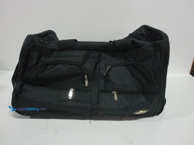 Lot 49-1558971 - Rockland Rolling Duffel Bag, All Black, Slightly used.  Ref#BLUEAMA1203