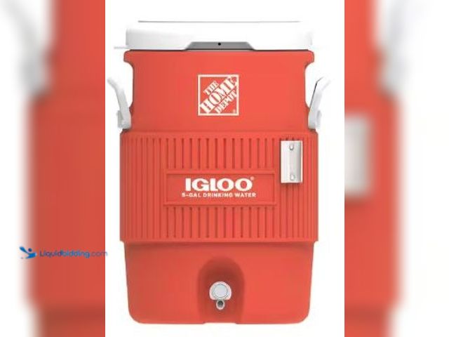 Lot 49-5436896 - IGLOO 5 Gallon Seat Top Beverage Jug Cooler. Model # 42329. Used. Dirty.