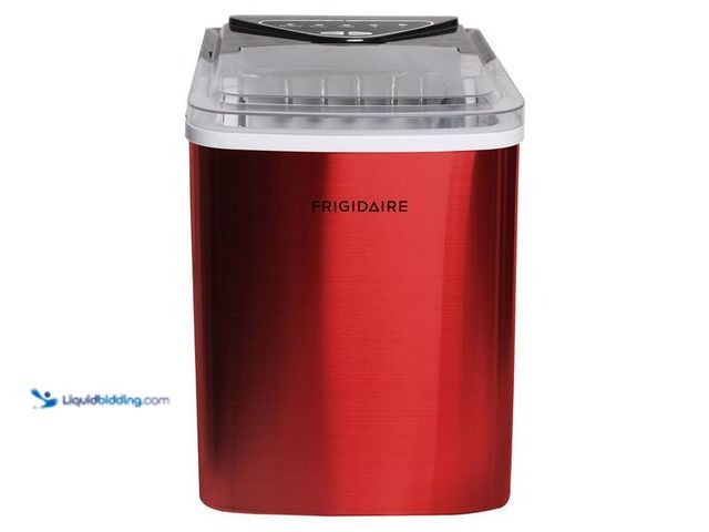 Lot 49-5542868 - Frigidaire
9.4 in 26 lbs. Bullet Countertop Ice Maker in Red Unused