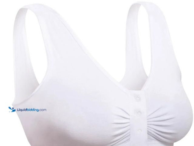 Lot 49-3536916 - QTY 4 - Snap Front Bra. (38-40) Size Large.