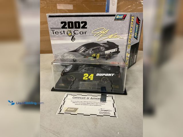 Lot 49-1505607 - COLLECTIBLE REVELL COLLECTION 1/24 SCALE DIECAST REPLICA DUPONT 2002 TEST CAR CHEVY MONTE CARLO JEFF...
