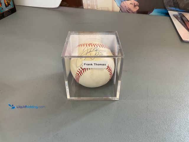 Lot 49-1820852 - COLLECTIBLE AWESOME CHICAGO WHITE SOX AUTOGRAPHED OFFICIAL MLB BASEBALL BY FRANK THOMAS. WITH JSA CE...