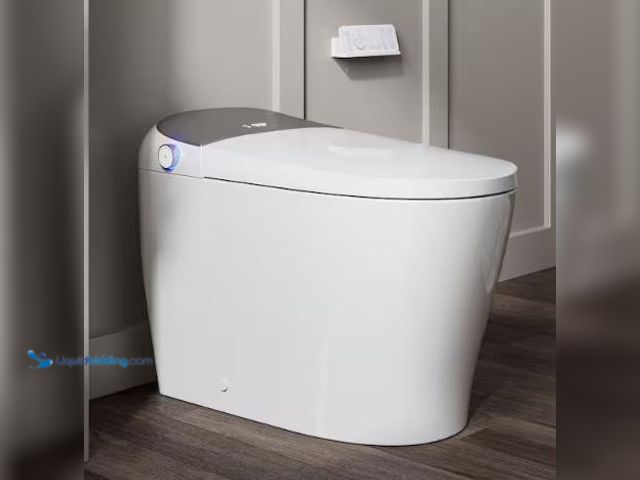 Lot 49-1600325 - HOROW Tankless Elongated Smart Toilet Bidet in White with Auto Flush, Heated Seat, Warm Air Dryer, B...