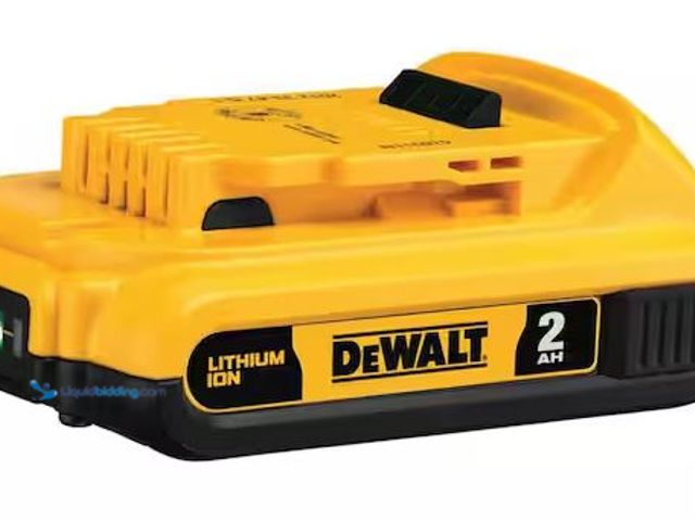 Lot 49-5460946 - DEWALT
20V MAX Lithium-Ion 2.0Ah Battery Internet # 204222436
Model # DCB203
Store SKU # 10025079...