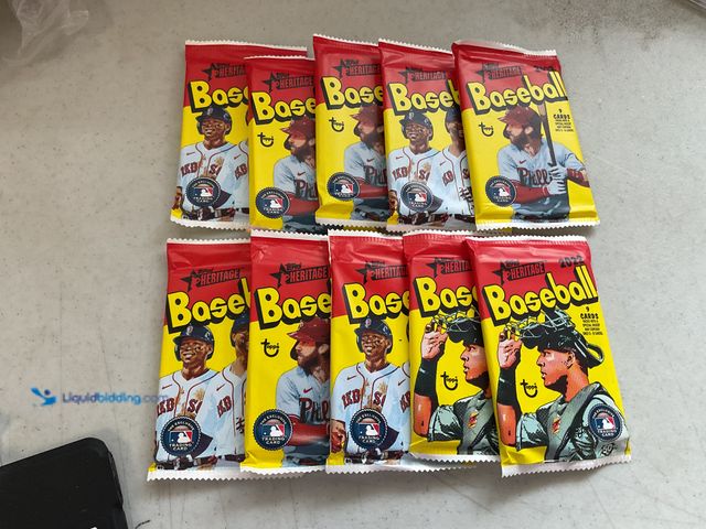 Lot 49-5350434 - Other LOT OF 10 2022 TOPPS HERITAGE BASEBALL SEALED CARD PACKS