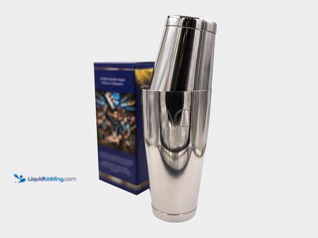 Lot 49-1514582 - The Magic Shaker Cocktail Shaker Set Bartender Kit with 18 oz & 28 oz Stainless Steel Weighted Marti...