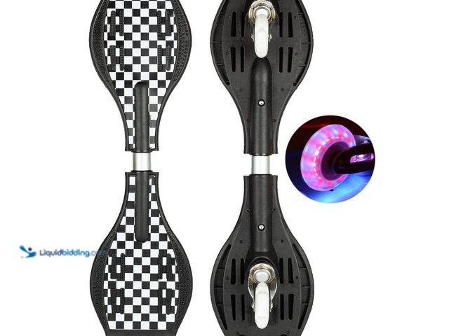 Lot 49-1578007 - Sim cat Caster Board, Skateboard with 360-degree Casters and Illuminating Wheels, Lightweight Durabl...