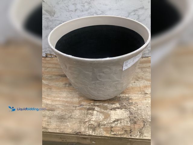 Lot 49-5461311 - Vigoro 17 in Dia x 13.5 in Sloan Cream Resin Planter Decorative Pots with Drainage Hole. Model # PHK...
