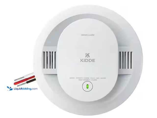 Lot 49-5573421 - Kidde
Hardwired Smoke Detector with AA Battery Backup and Interconnect Capability, 20SAR, Unused