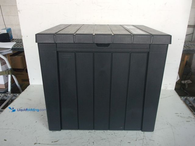 Lot 49-1625734 - 23x18" Patio storage box, Slightly used.  Ref#WM0703