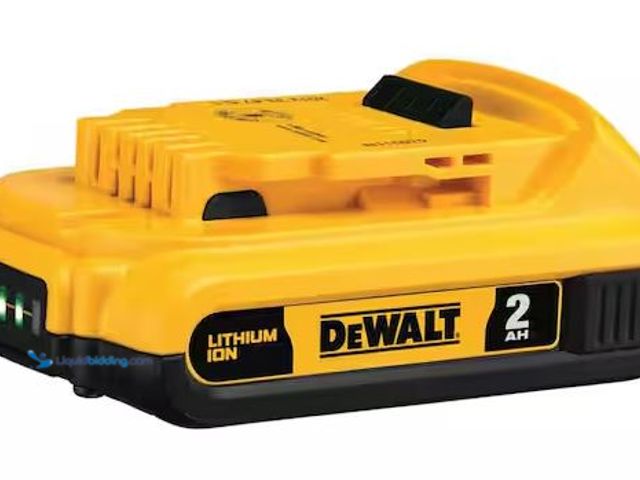 Lot 49-5478522 - DEWALT
20V MAX Lithium-Ion 2.0Ah Battery Internet # 204222436
Model # DCB203
Store SKU # 10025079...
