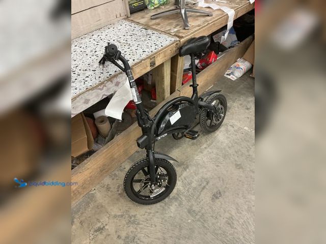 Lot 49-5485296 - Bolt Pro Electric Bike. Model #JBLTP-BLK-OB. Used and dirty. NO charger. Tested and works.