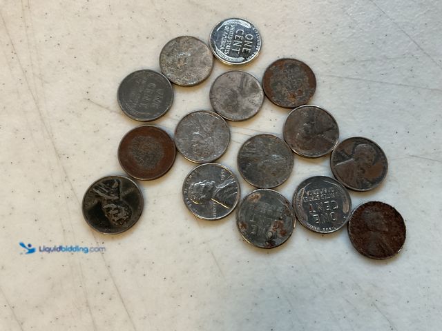 Lot 49-1811297 - 15 WARTIME STEEL PENNIES FROM 1943