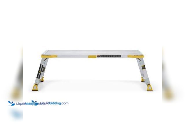 Lot 49-5581501 - gorilla ladders 4.6 ft. x 2.5 ft. Aluminum Heavy-Duty PRO, 2 in. Slim-Fold Work Platform, 4-Adjustab...