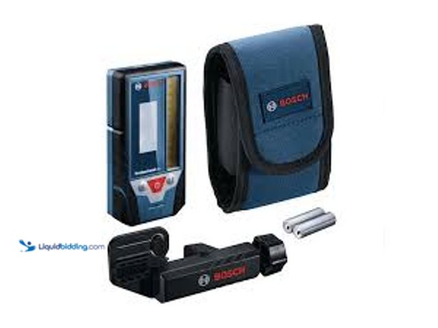 Lot 49-5483612 - Bosch 330 ft. Line Laser Level Receiver for Red and Green Beam Laser Leveling Tools. Model # LR 8. U...