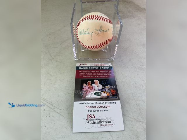 Lot 49-1811258 - COLLECTIBLE NEW YORK YANKEES LEGEND WHITEY FORD AUTOGRAPHED BASEBALL WITH JSA COA
