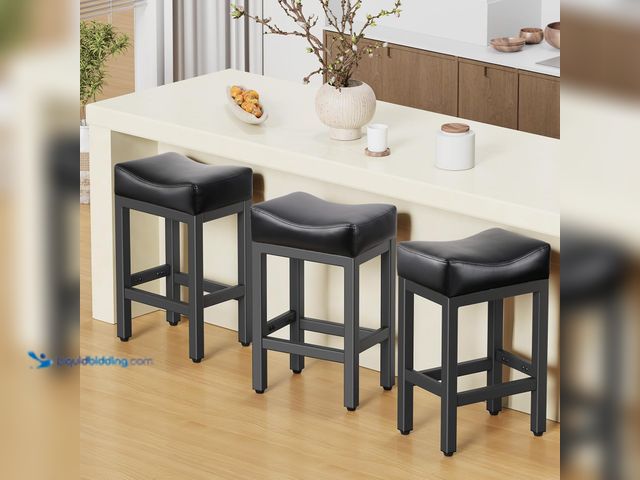 Lot 49-5437714 - Counter Height Bar Stools Set of 3, 24 Inch Barstools for Kitchen Island Counter, Bonded Leather Kit...