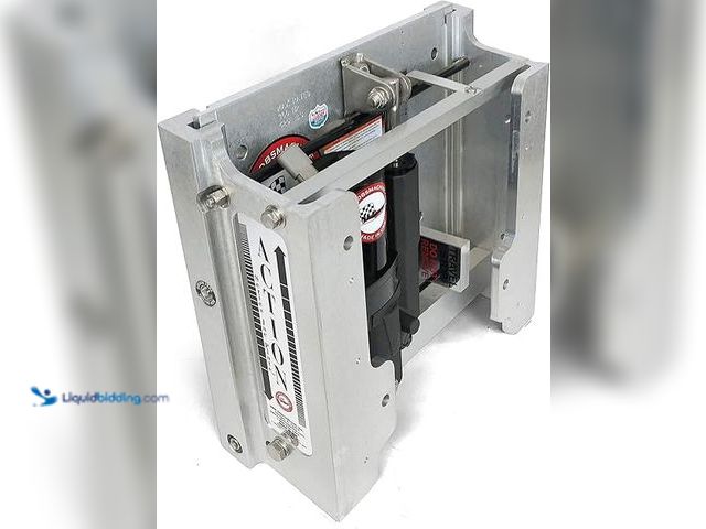 Lot 49-1525244 - Bob's Machine 100-106010 Action Series Jac Plate - 6", 300 HP Max Model #B009V16576, Slightly Used  ...