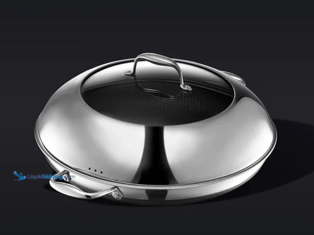 Lot 49-3611852 - Hex Clad Hybrid Fry Pan with Lid, 14", Model # CWPNLD14-C, Unused, Has attachments.  Ref#CRS0706
