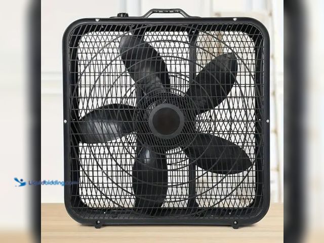 Lot 49-1800262 - Black 20” Box Fan.