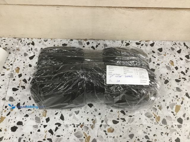 Lot 49-3514439 - Lot of 2. Black Fleece Matterhorn Fit Blanket. Unused
